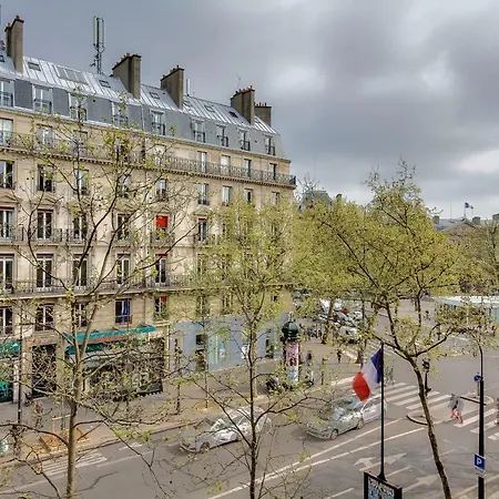 Welkeys St Martin Apartment Paris